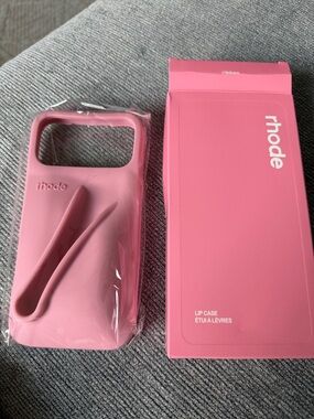 Rhode Ribbon Lip Case for iPhone 17 Pro Max